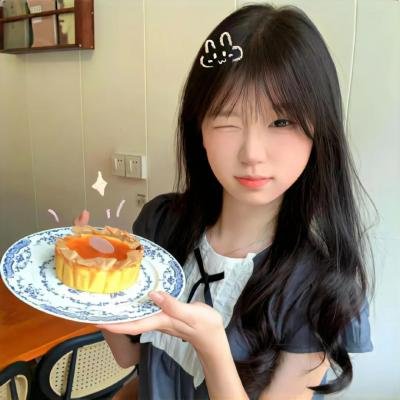 她不当女主很多年